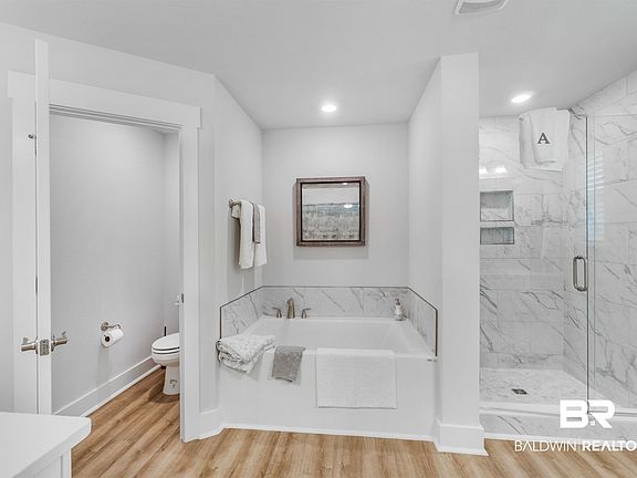4th image of 1757 Colony Parke Dr