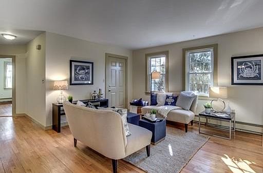4th image of 3 1/2 Becket Ave #1