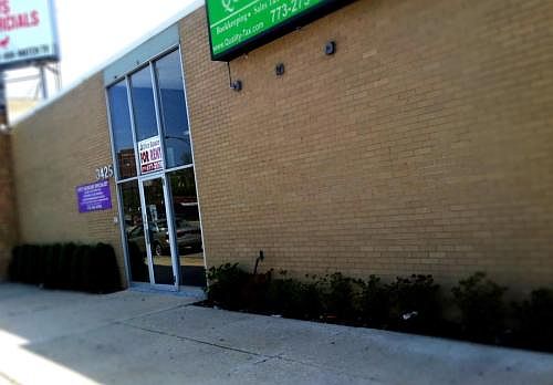 3rd image of 3425 W Peterson Ave Ste 107