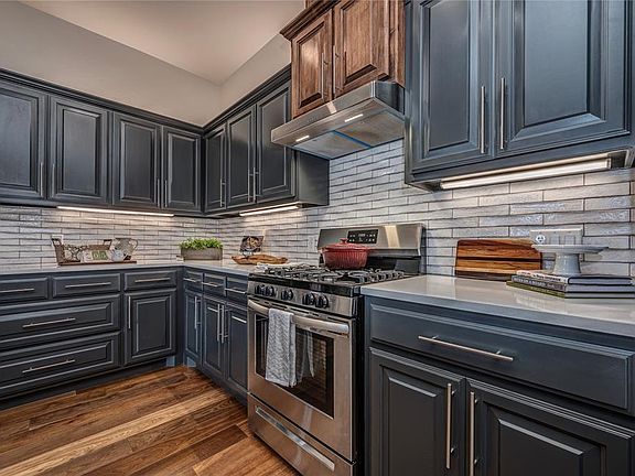 5th image of 3621 Vintage Creek Dr