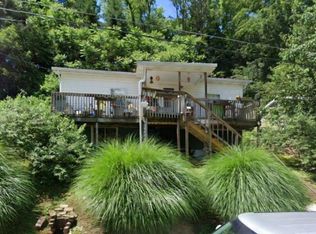 715 Michigan Ave, Nutter Fort, WV 26301