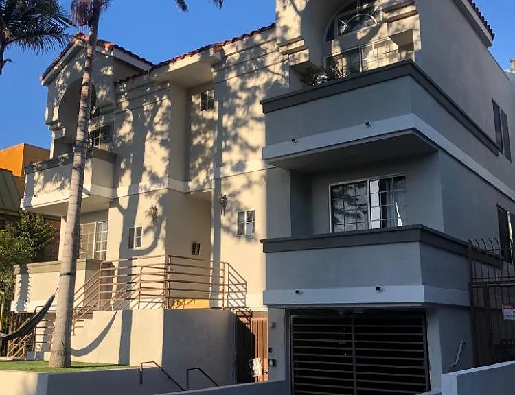 812 N Hudson Ave #105 — Photo 17