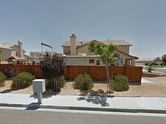 4th image of 11868 Amanda Ln