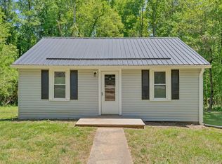 1119 Drewry Rd, Martinsville, VA 24112