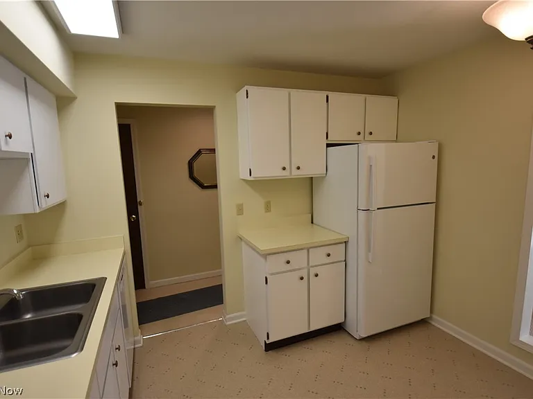 77 Atterbury Blvd #208 — Photo 6