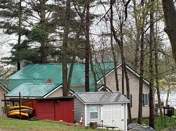 4347 Dexter Dr, Gladwin, MI 48624