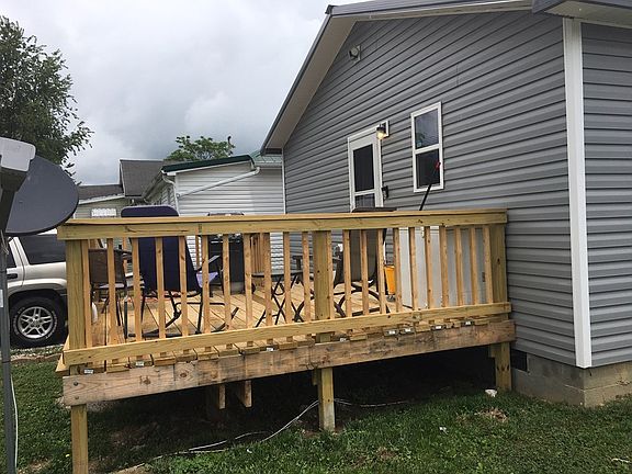 5th image of 511 Wood St