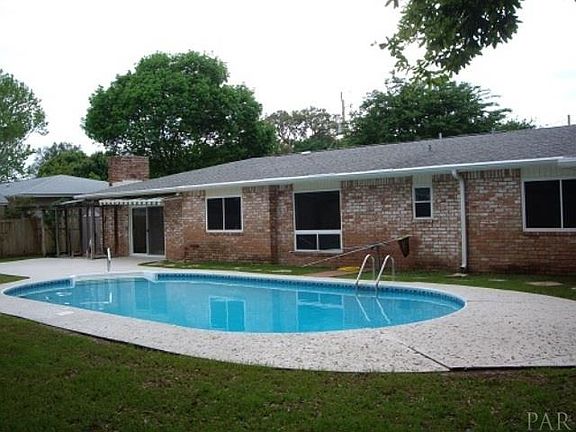 3rd image of 117 Hibiscus Ave