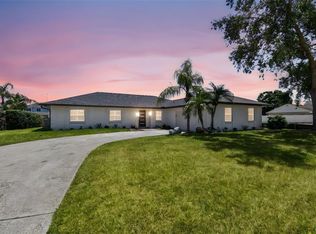3913 Fontainebleau Dr, Rocky Point, FL 33634