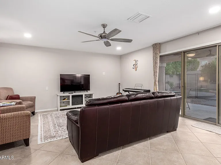 9696 E Sheena Dr — Photo 9