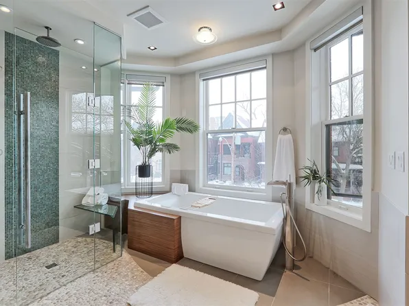 90 Madison Ave, Toronto, ON M5R 2S4