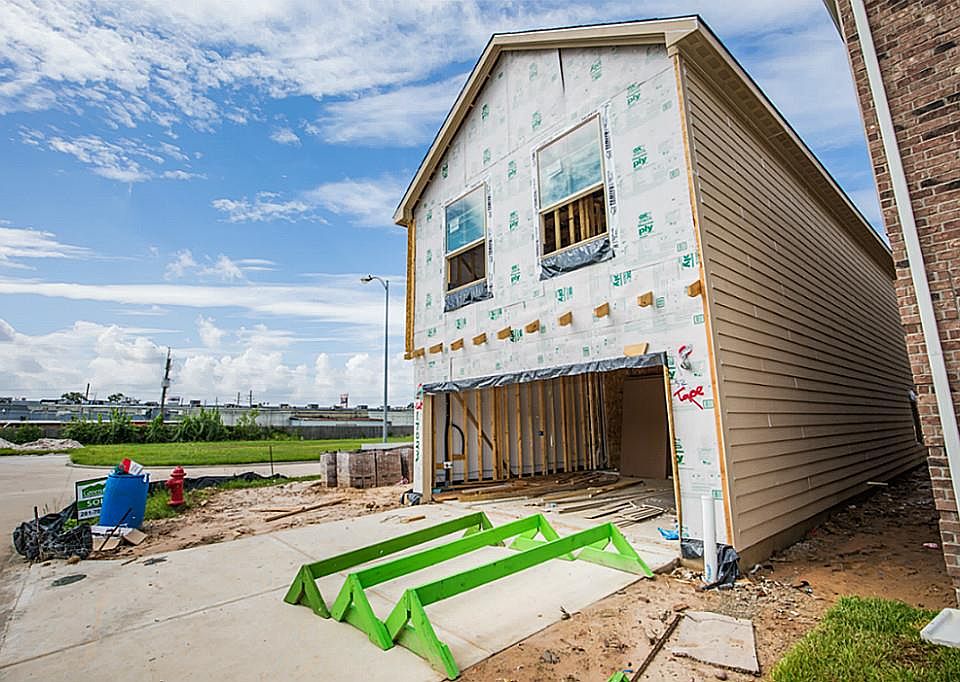 1st image of 17023 Amarose Dr