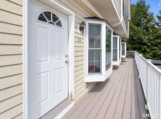 24 Wishing Well Ln #24, New Milford, CT 06776