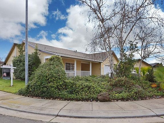 4th image of 18824 N Benedict Dr