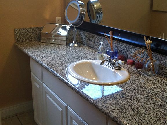 5th image of 901 Woodbridge Dr