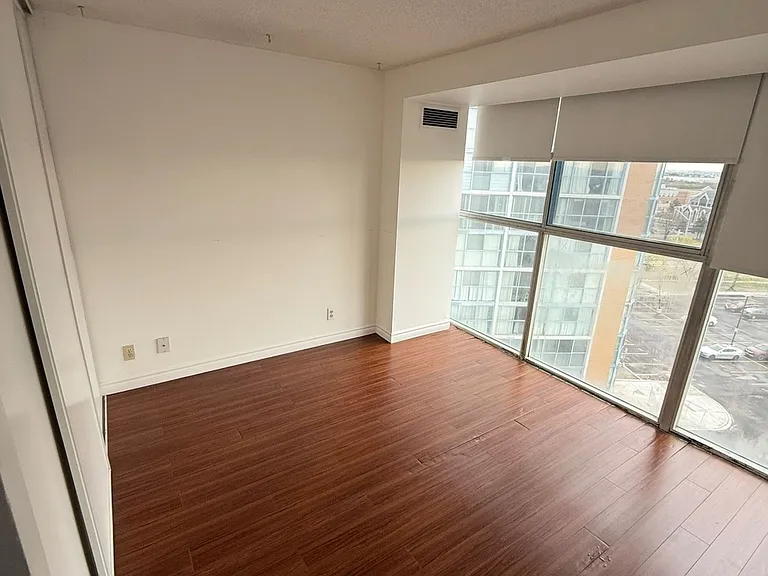 35 Trailwood Dr #815 — Photo 12
