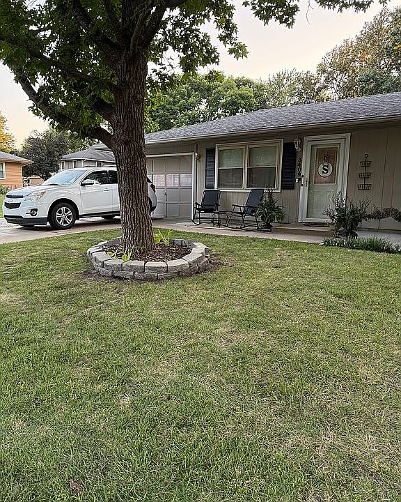 1st image of 3409 SW Mission Ave