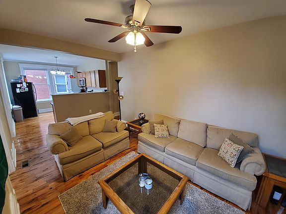 3rd image of 5138 Waterman Blvd Floor 2