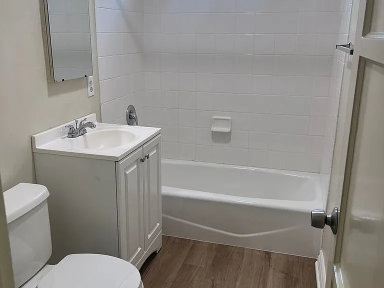 2386 Magnolia Ave — Photo 12