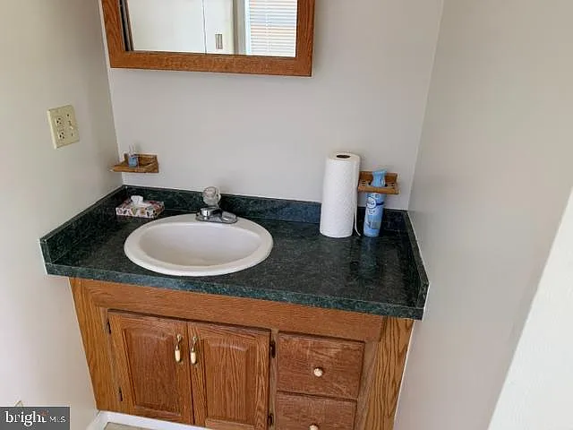 22721 Marsh Creek Rd — Photo 15