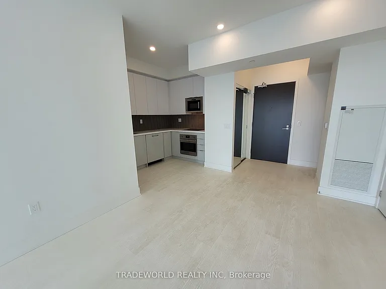 2908 Highway 7 Rd #1804 — Photo 7