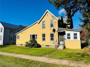 2 Ogden St, Walton, NY 13856