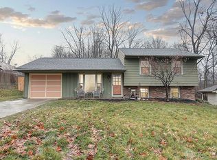 450 Whispering Pines St, Springboro, OH 45066