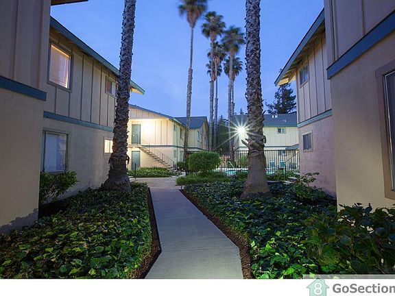 3rd image of 2420 Pacific Dr