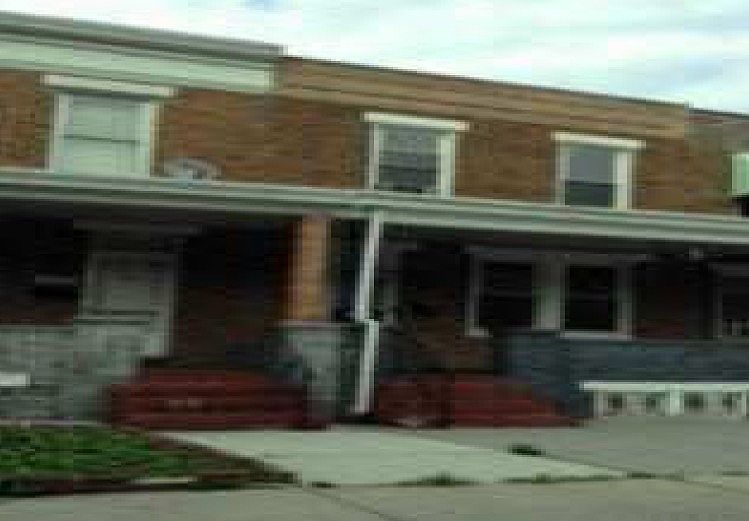 1st image of 2880 Pelham Ave