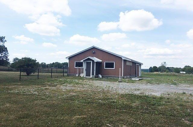 2nd image of 11648 Kennedy Rd