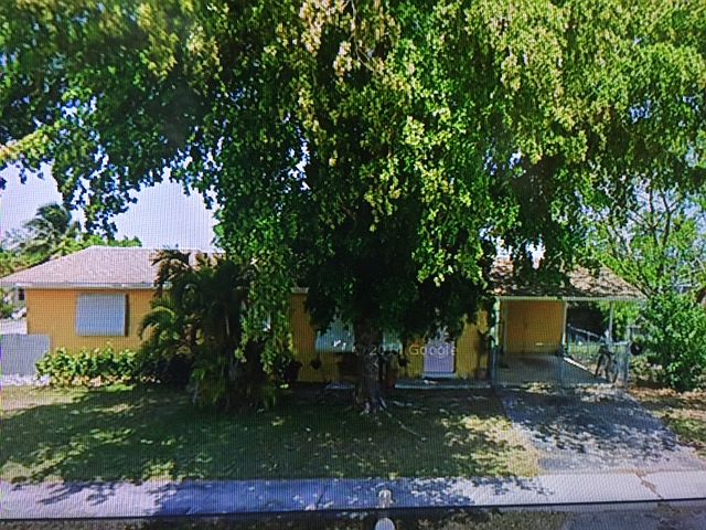 1st image of 405 SW 7th Ct