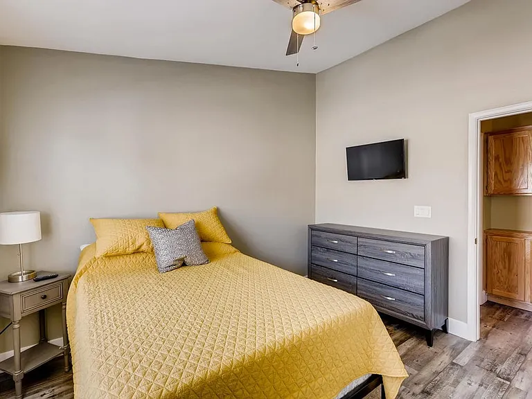 1232 Dusty Creek St — Photo 22