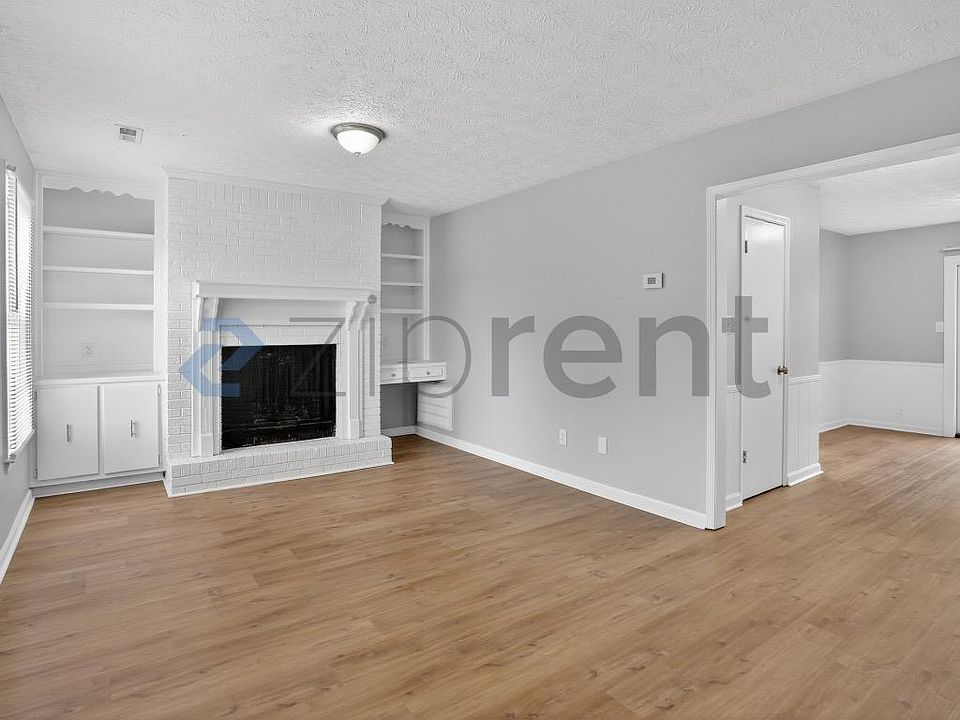 1st image of 123 Toby Springs Ln #123