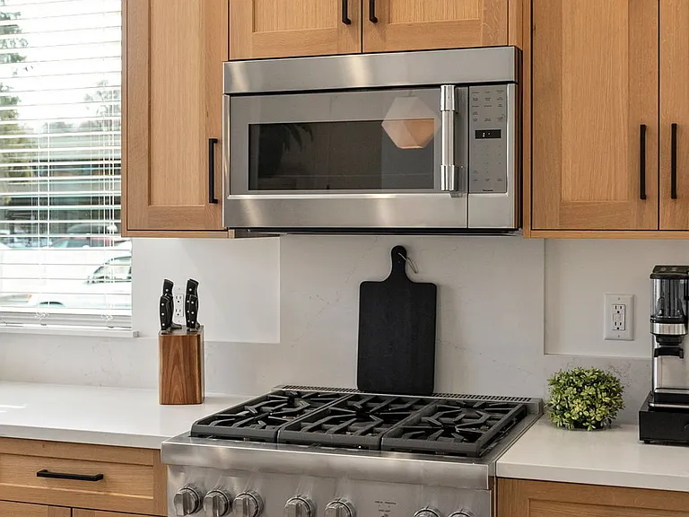 330 NE Quimby Ave #1 — Photo 17