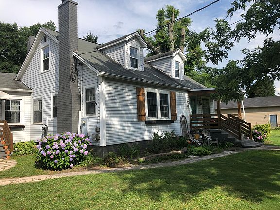 2nd image of 616 Short St