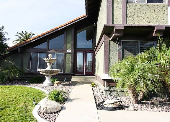 4th image of 8216 Sunflower Ave