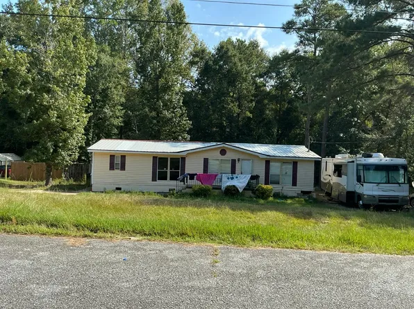 4206 Freedom Ct, Phenix City, AL 36869