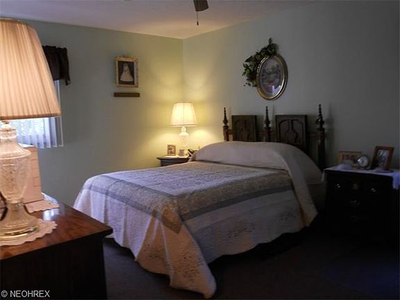 5th image of 1526 Iris Glen Dr