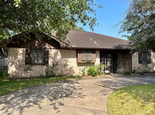 390 Freeport St, Houston, TX 77015