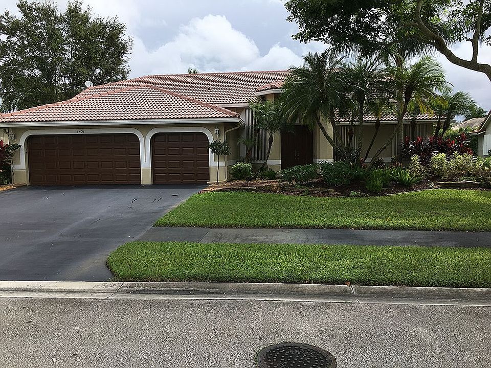 Spacious 4 BR /3BA Home