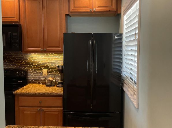 714 Northlake Ct APT 209
