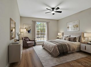 3 Still Corner Pl, Spring, TX 77381