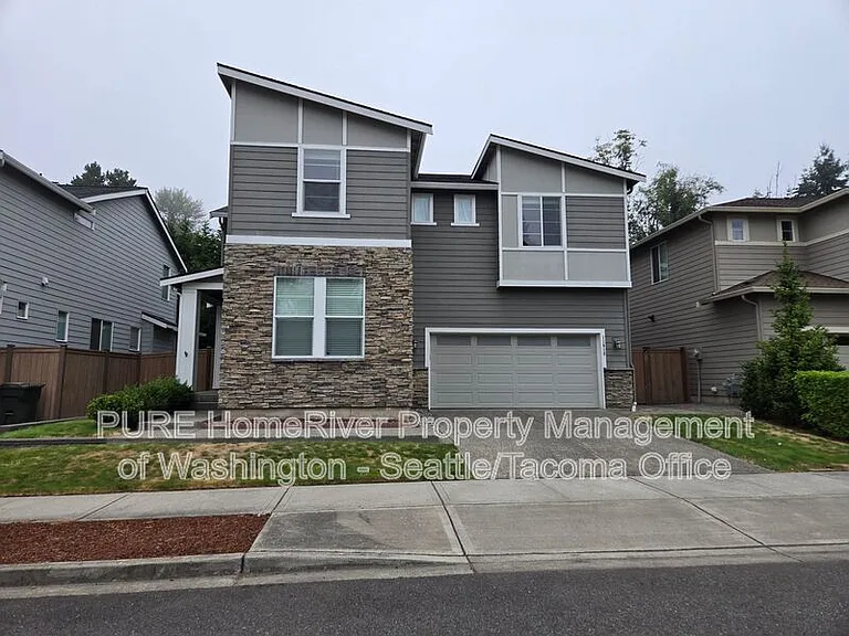 11618 SE 197th Pl — Photo 1