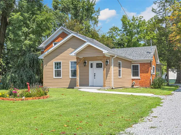 458 County Road 34 W, Kingsville, ON N8M 2X5
