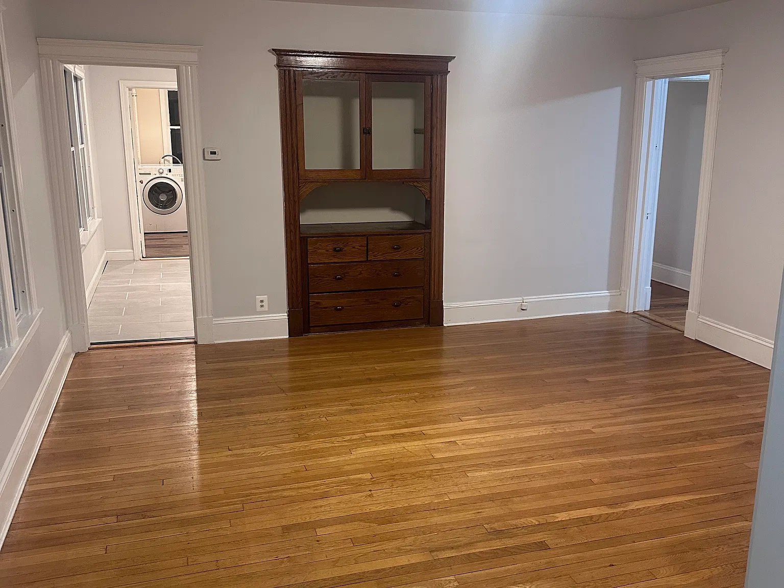 3 bed, 1450 sqft, $2,395 — Photo 4