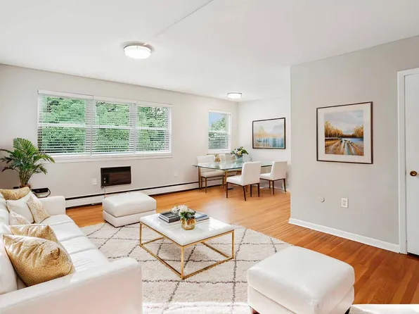 1100 Tyson Ave APT A10, Abington, PA 19001