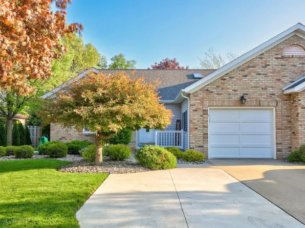 782 Country Ln, Frankenmuth, MI 48734