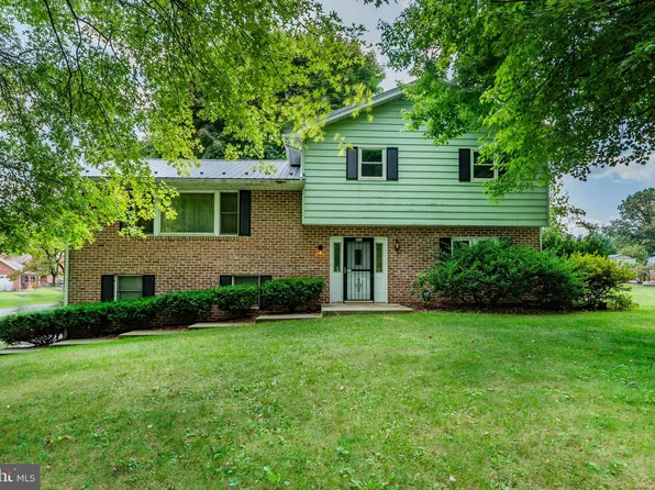 366 Hostetter Ave, Shippensburg, PA 17257