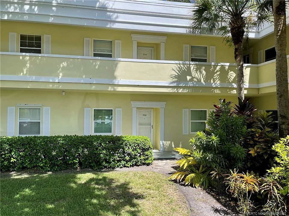1st image of 1600 SE Saint Lucie Blvd APT 306