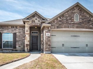 1938 Westwood Dr, Portland, TX 78374